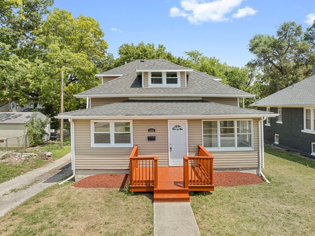 Building Photo - 104 S Seeser St Rental