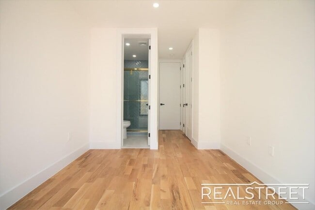 Photo - Spacious 3-Bedroom Duplex with Private Outdoor Space in Prime Bed-Stuy