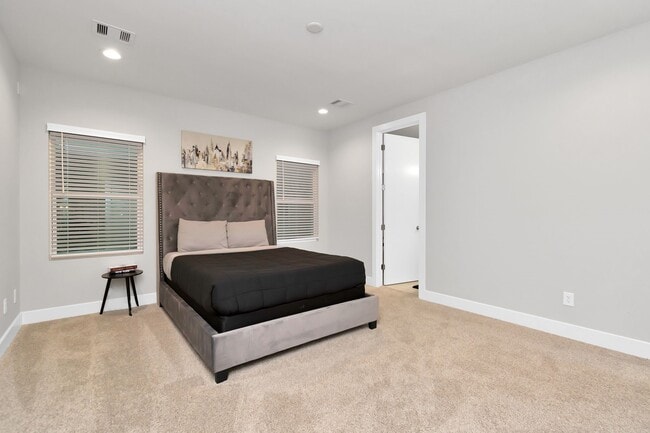 Photo - 6711 Allegheny St