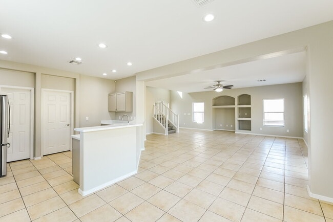 Photo - 4536 W Cottontail Rd