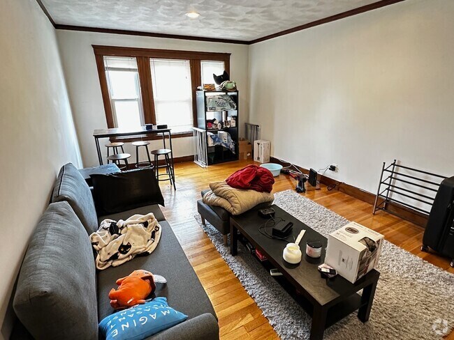 Building Photo - 60 Raymond St Unit #1 Rental