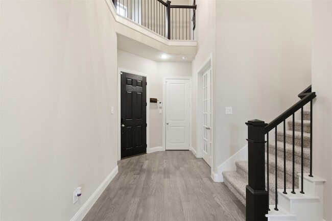 Photo - 3537 Ridgecross Dr