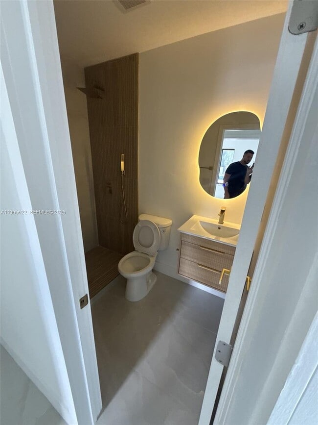 Photo - 2923 NW 16th Ave