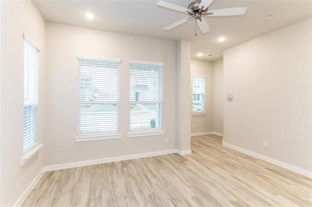 Photo - 1336 Creekbank Dr