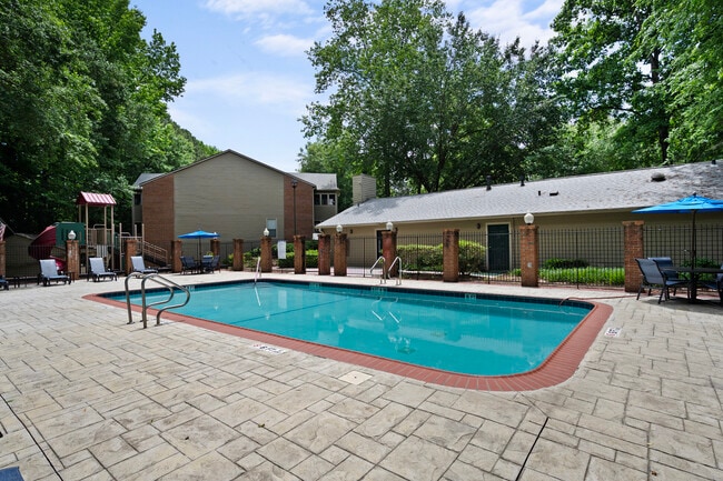 Photo - Pleasantdale Crossing