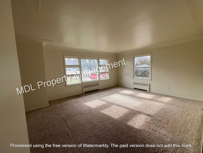 Photo - Available NOW! 3 bed 1 bath single family ...