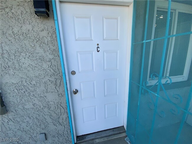 Photo - 466 E Sunset Rd Townhome