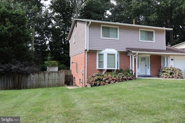 Photo - 5012 Gainsborough Dr