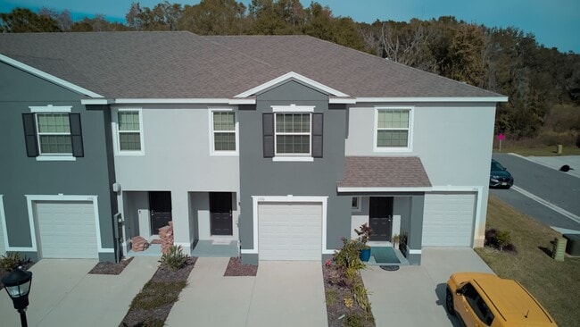 Photo - 1570 Hubbell Rd Townhome