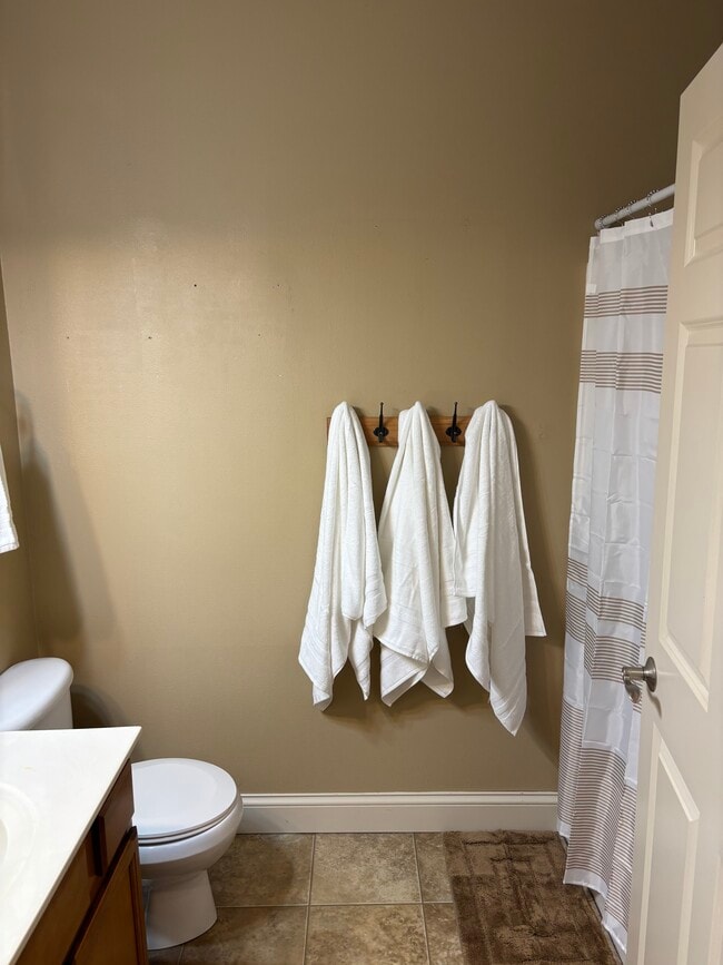 Photo - 613 Grandview Ct