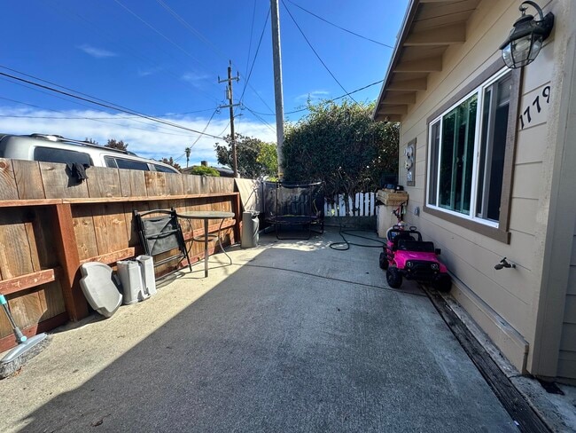 Photo - 1779 Laguna St