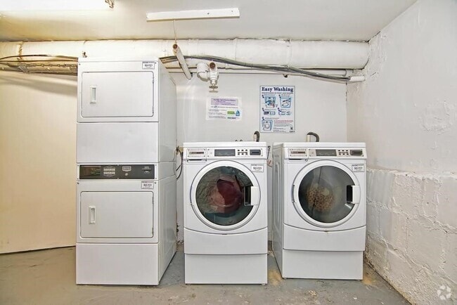 Building Photo - 31 Ransom Rd Unit 2 Rental