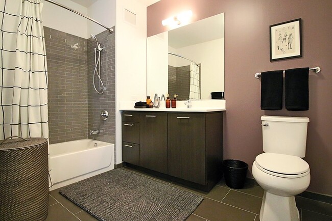 Photo - 617 N Wells St Unit 1003
