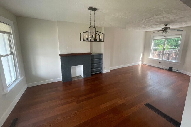 Bright & Open Living Room / Dining Room