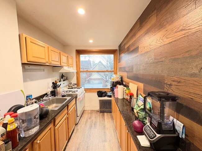 Photo - 5818 Hobart St Unidad 2