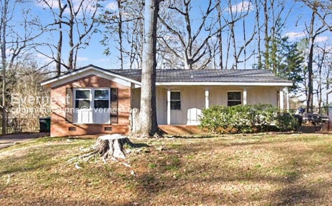 Building Photo - 931 Carrington Dr