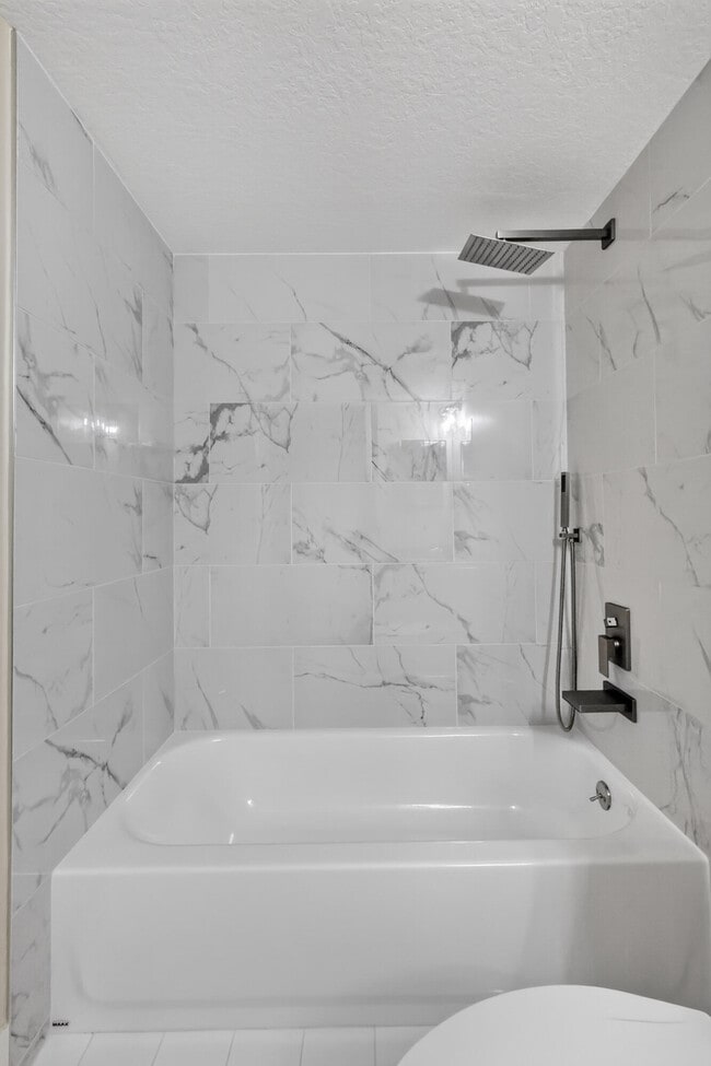 4271 San Marino Blvd Unit 201
