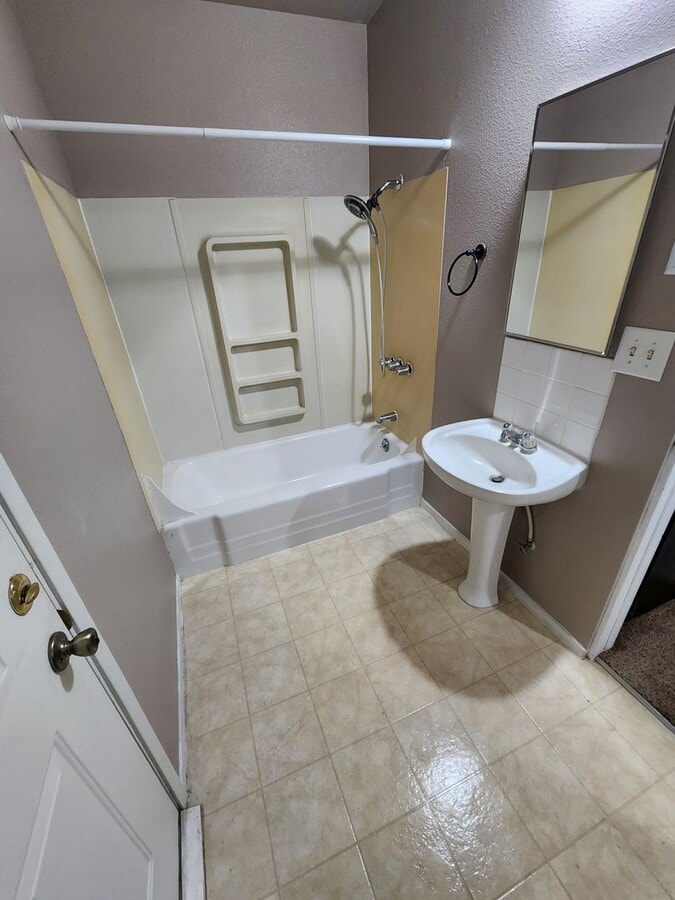 Photo - a75400-FTB Unit A