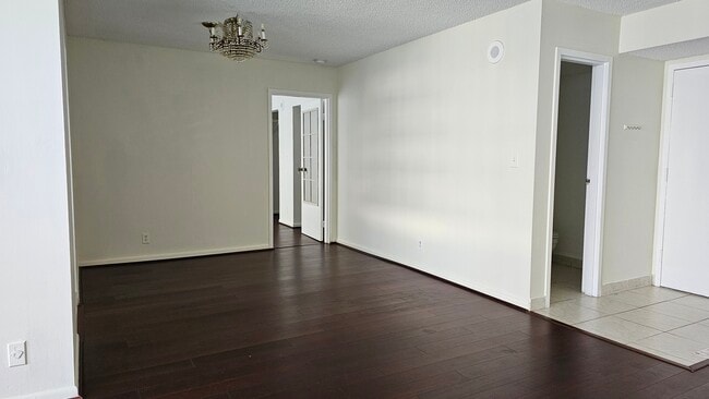 Photo - 17021 N Bay Rd Unit 1026