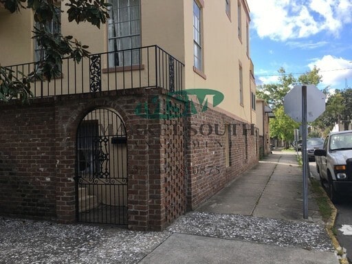 Building Photo - 301 E Liberty Unit A Rental