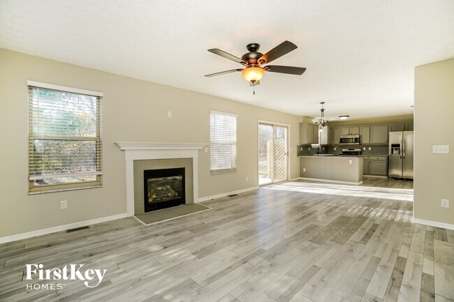 Photo - 339 Shyanne Dr