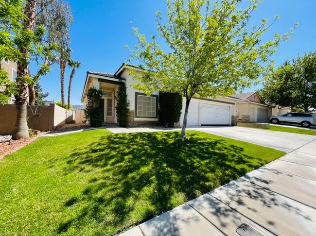 Photo - 1855 Desert Forest Way