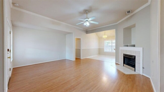 Photo - 235 Stuttgart Cir