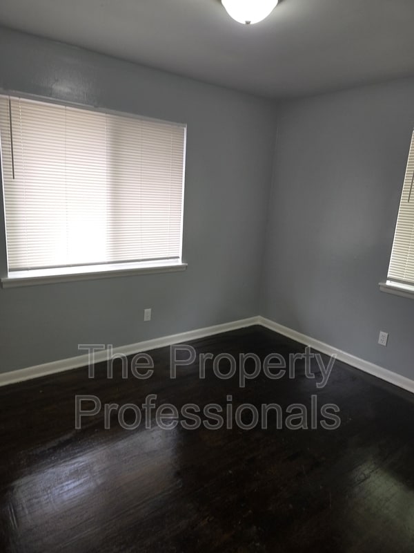 Photo - 7750 Rugby Ave