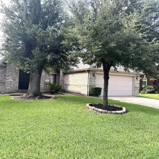 Photo - 10023 Hickory Trail Ln