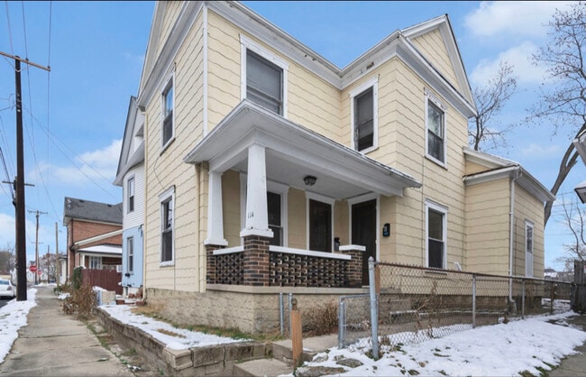 Photo - 114 Jay St Unidad A