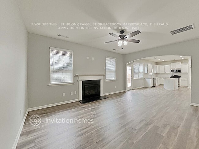 Photo - 73 Windsor Way