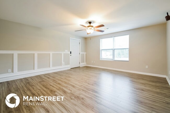 Photo - 185 Forest Rd