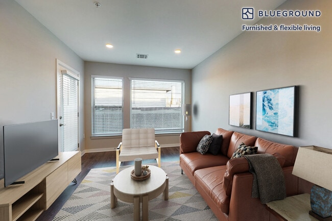 Building Photo - 79 Alexander St