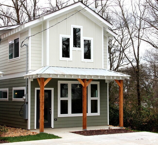 Building Photo - Large East Nashville Modern House - 3 Bedr...