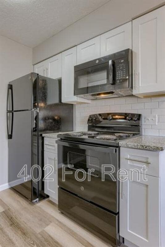 Photo - 8005 S 48th Ave