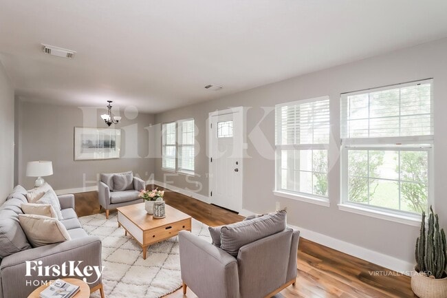Photo - 256 Rolling Brook Dr