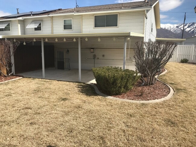 Photo - Beautiful Riverdale twin home available for rent