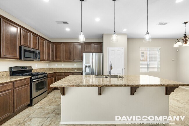 Photo - 1105 N Yucca Ave