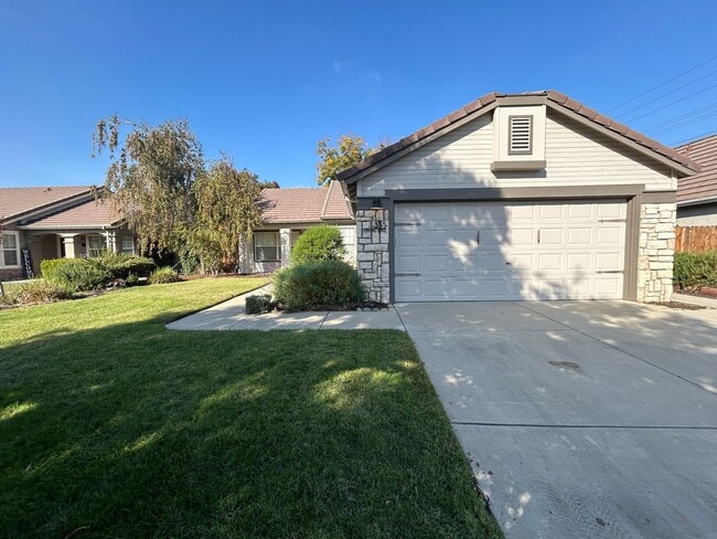 Building Photo - Nice home in Turlock