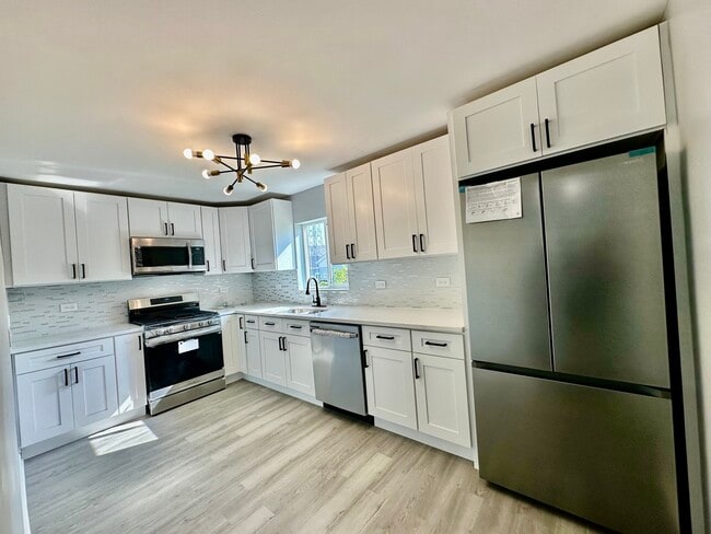 Photo - 35 46th Ave