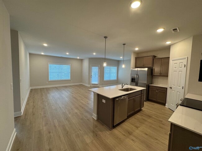 Photo - 122 Burdine St