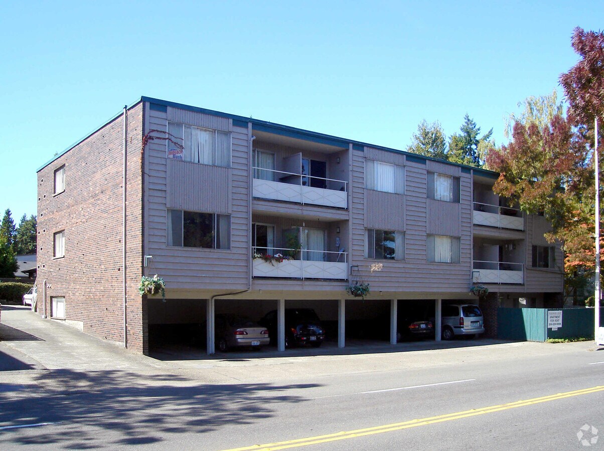 Photo - Wedgewood Apartments