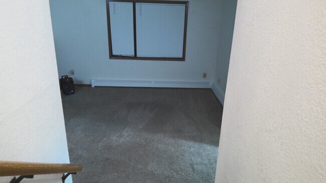 Living Room - 7411 Woburn Cir