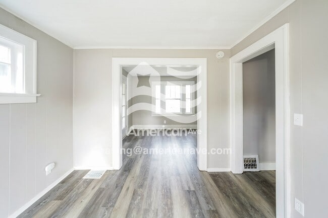 133 Rand St