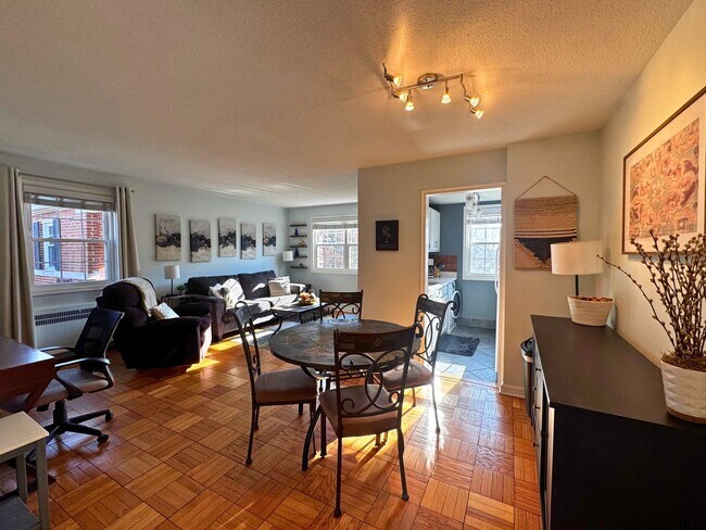 Photo - 4372 N Pershing Dr Unidad 2