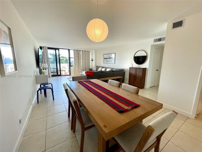 Photo - 10101 E Bay Harbor Dr Unit 402