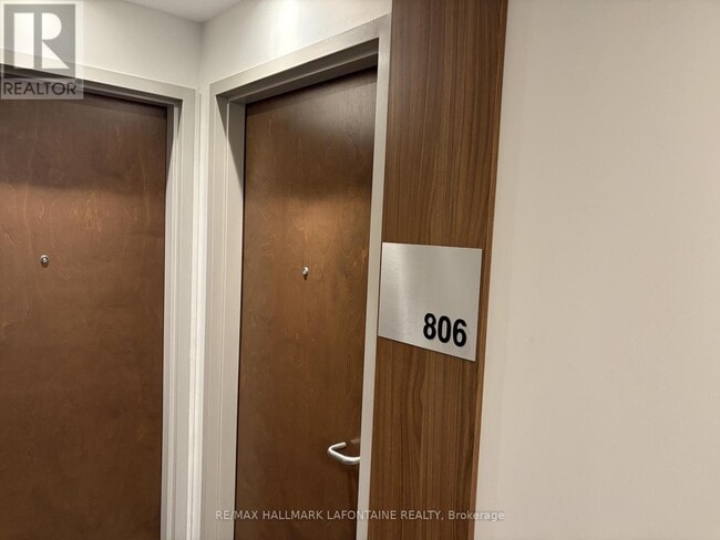 Photo - 805 Carling Ave Unité 806