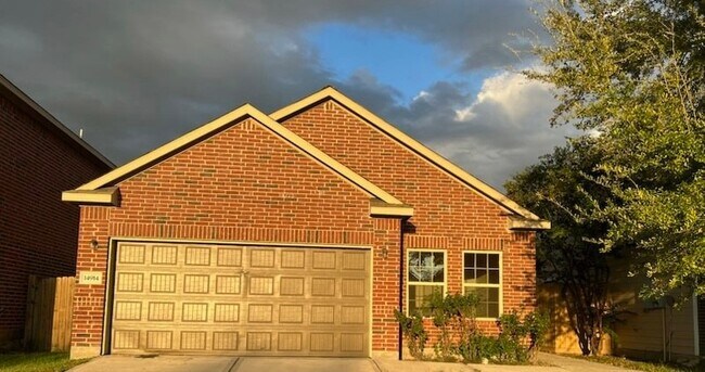 Photo - 14914 Darbydale Dr