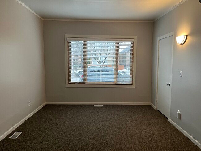 Photo - 3535 S Lowe Ave Unit 1