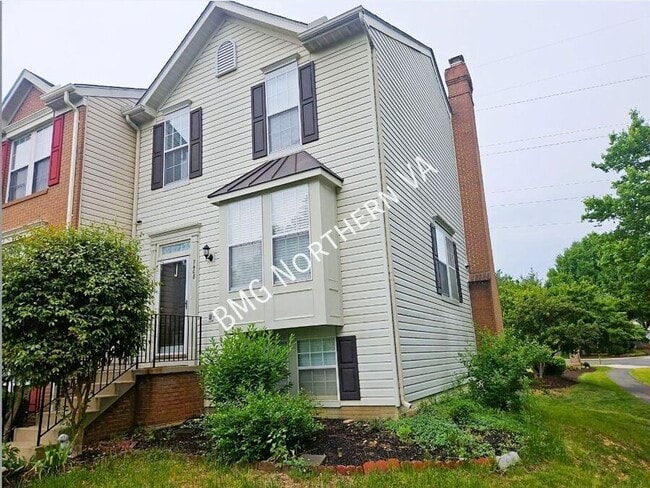 Photo - 7408 Gadsby Square